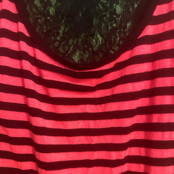Deb Pink and Black Laced Top - Picture 2 of 4